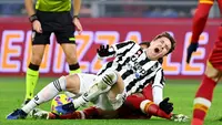 Kompetisi musim 2022/2023 di liga-liga top Eropa serentak telah dibuka dalam dua atau tiga pekan lalu, termasuk di kompetisi Serie A Liga Italia. Klub-klub papan atas Liga Italia pun langsung tancap gas dengan menurunkan pemain-pemain terbaiknya untuk bersaing mendulang poin di pekan-pekan awal kompetisi. Namun 5 pemain berikut nyatanya hatus diparkir terlebih dahulu akibat mengalami cedera yang membutuhkan waktu untuk pemulihan. Siapa saja mereka? Berikut daftar lengkapnya. (AFP/Alberto Pizzoli)