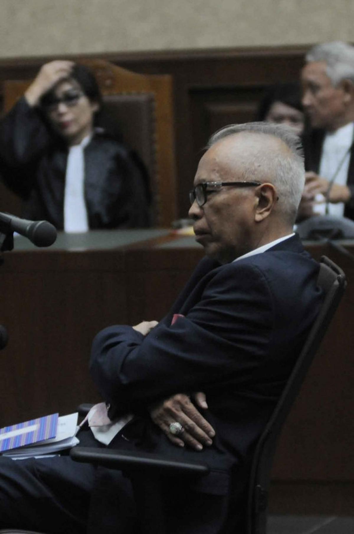 JPU tuntut OC Kaligis dihukum 10 tahun penjara