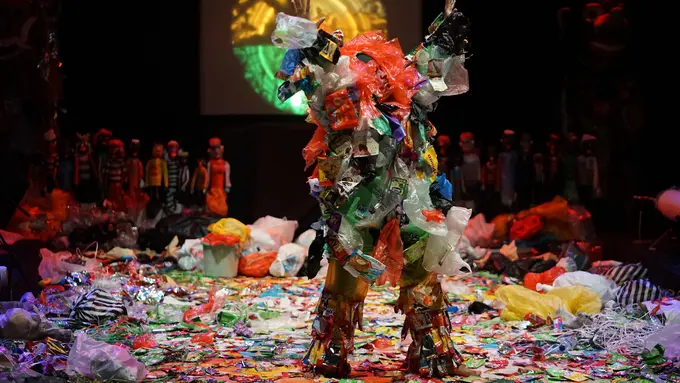 [Fimela] Opera-Si Plastik