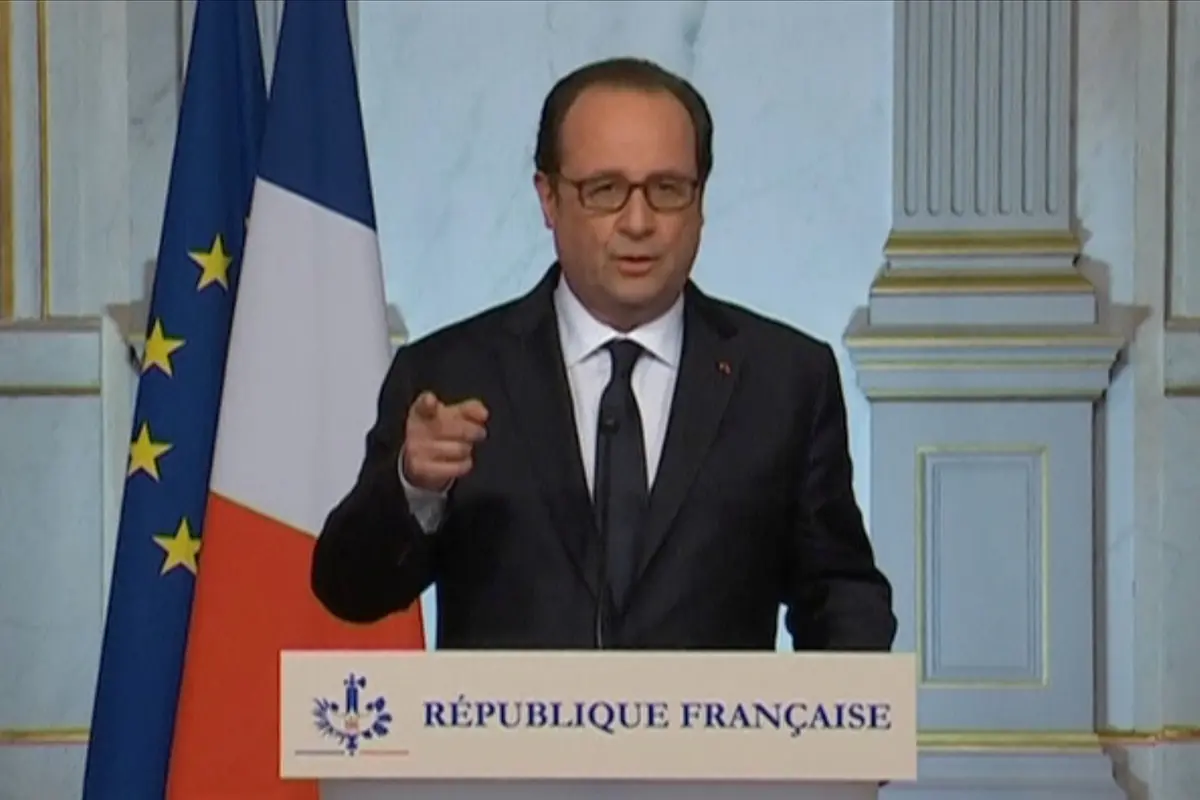 Presiden Francois Hollande dalam konferensi pers setelah serangan 'truk maut' dan penembakan di Nice, Paris. (Reuters)