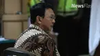 Masa cuti gubernur nonaktif DKI Jakarta Basuki Tjahaja Purnama atau Ahok akan berakhir pada Februari 2017. Hal ini menjadi sorotan banyak pihak.