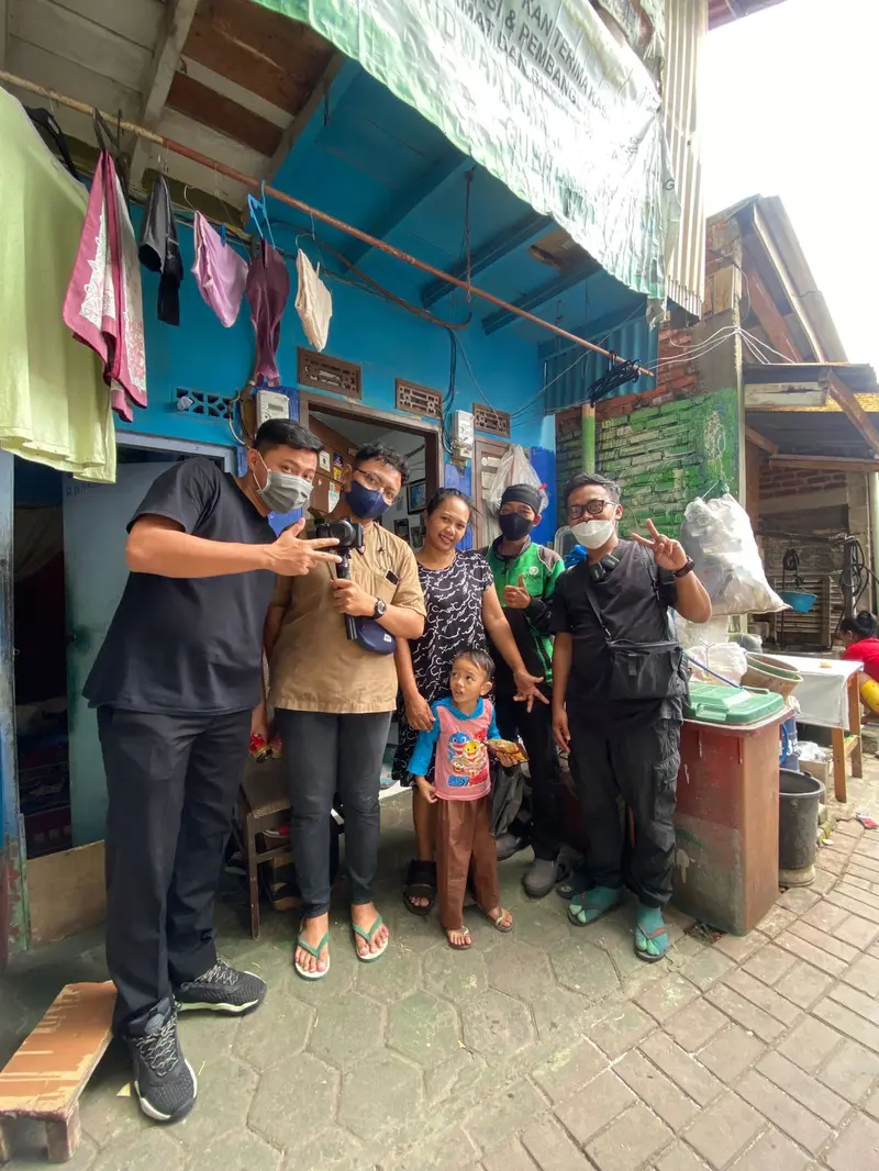 Kisah Driver Ojek Online di Bandung, Berjuang Kumpulkan Uang agar Putranya Bisa Kembali Mendengar
