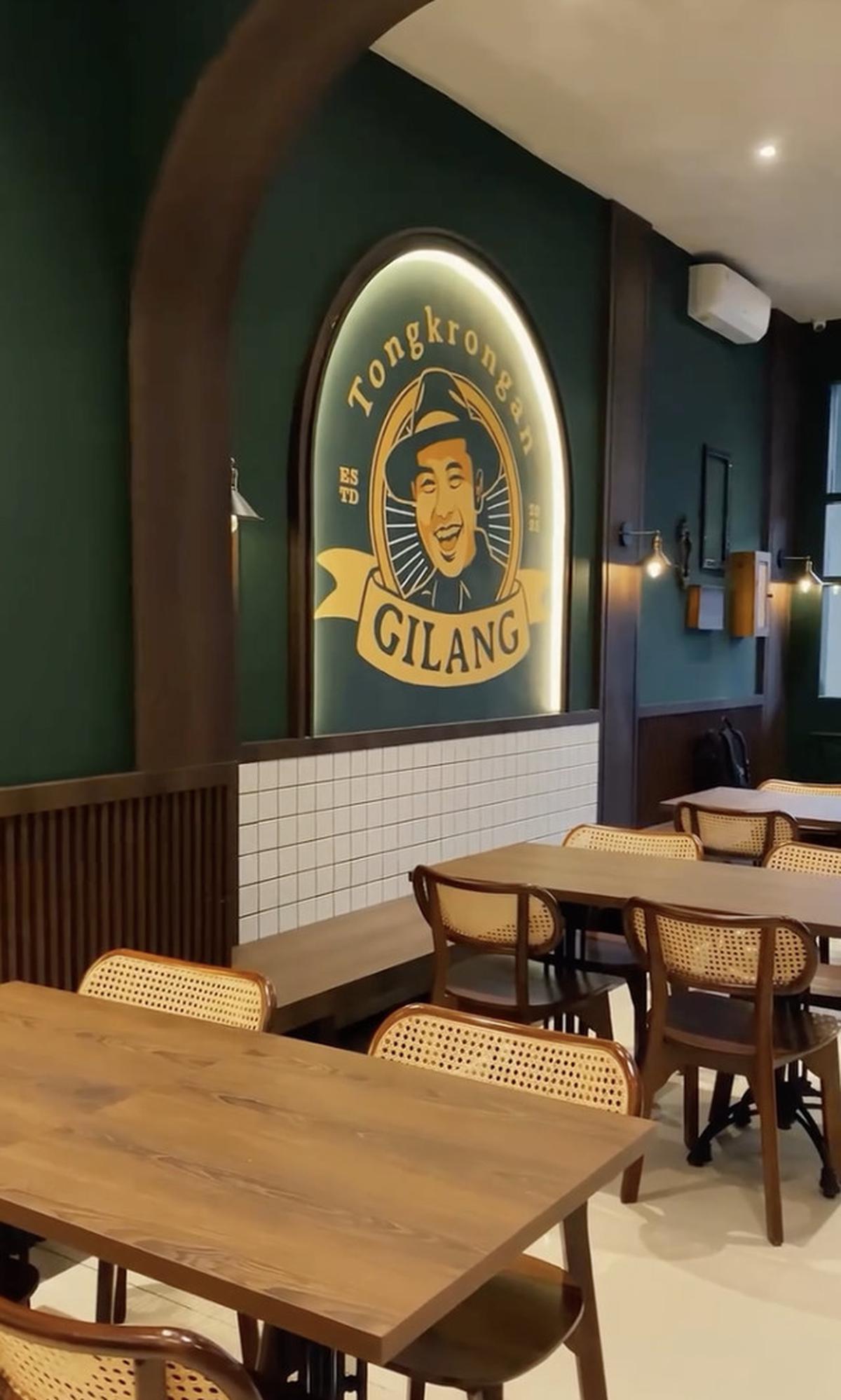 6 Potret Kafe Gilang Dirga di Bekasi, Nuansa Vintage yang Kental dan Nyaman