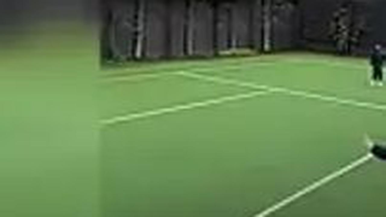 Dilengkapi dengan fasilitas lapangan basket.