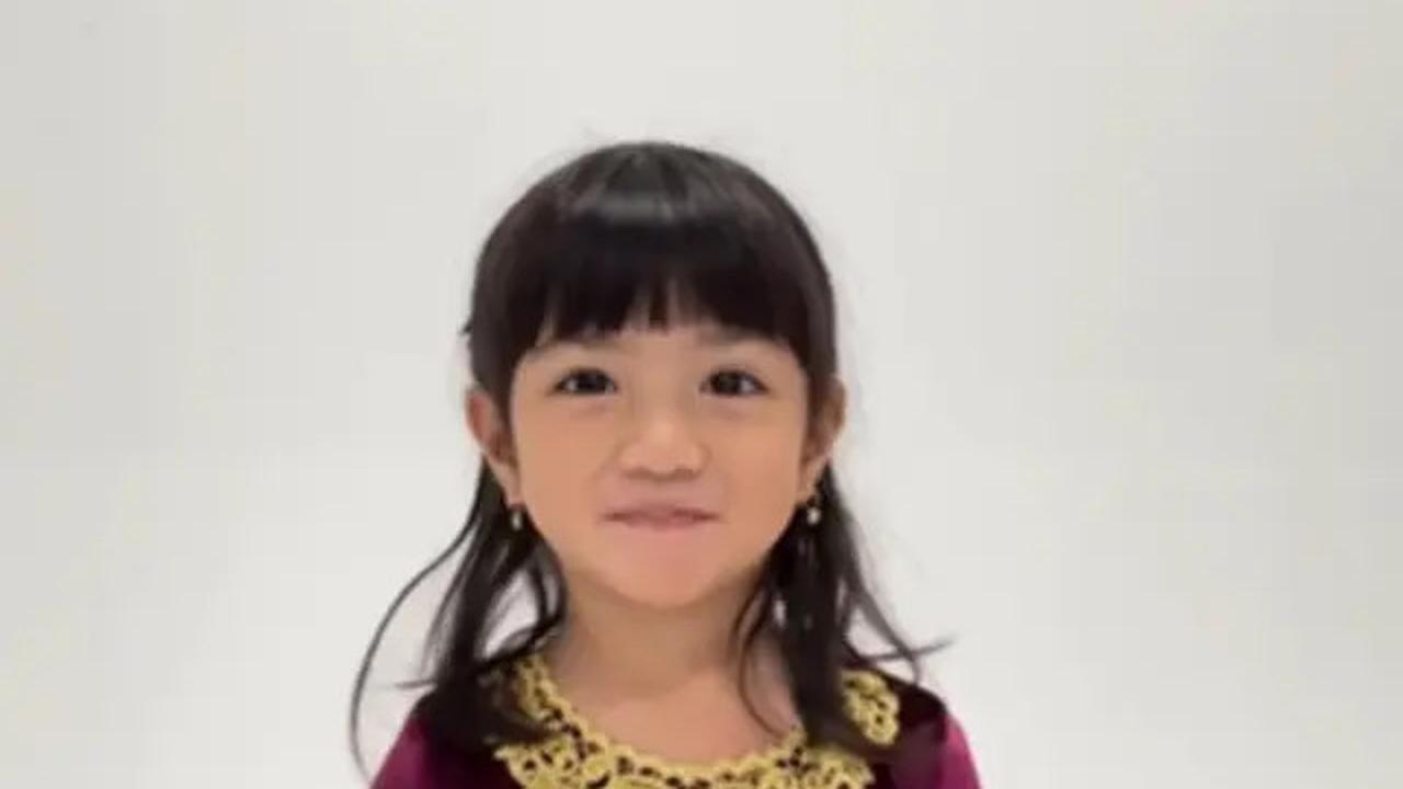 Photoshoot Irish Bella Bersama Keluarga, Inspirasi Menarik Outfit Formal dan Bertema Adat