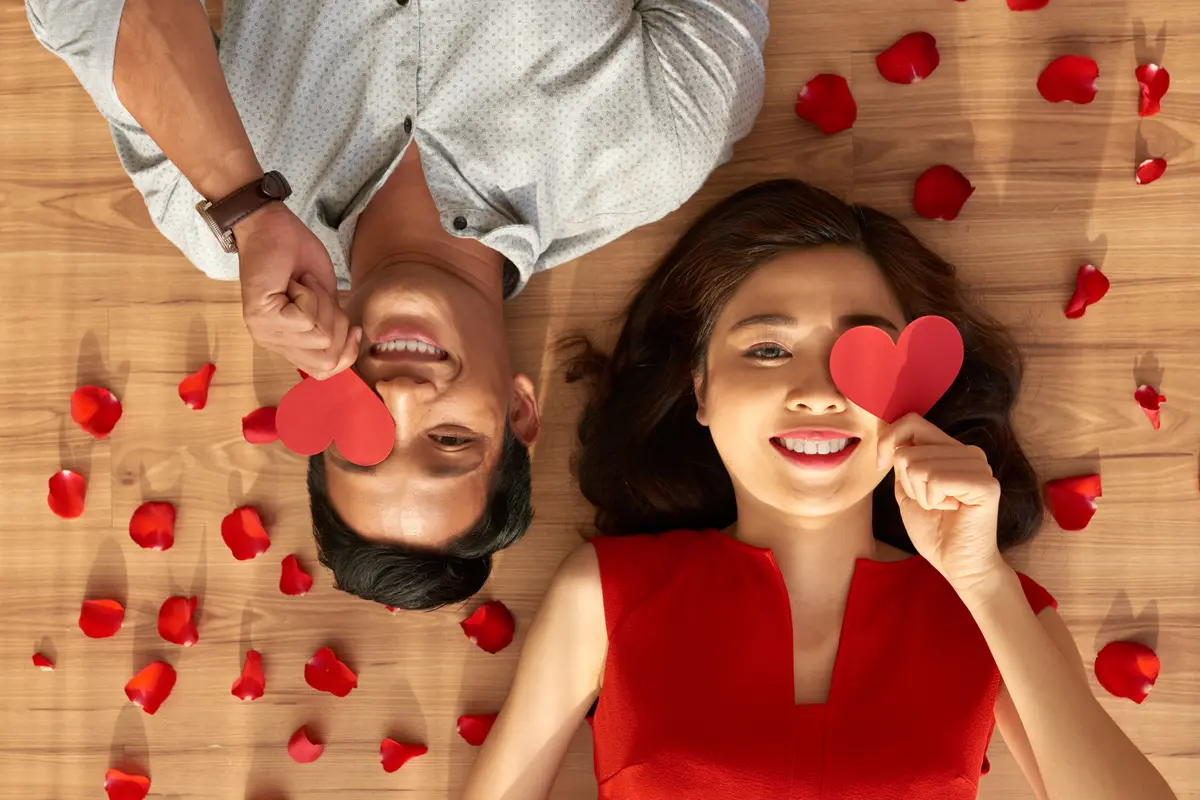 hubungan cinta valentine