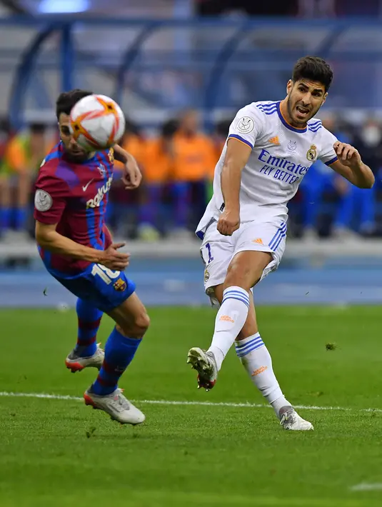 PSG pada 6 Juli 2023 mengumumkan mereka telah mengontrak penyerang Marco Asensio. (AFP/Javier Soriano)