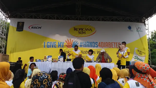 Sebanyak 3.000 peserta mengikuti acara World Diabetes Day 2018 yang diadakan oleh Tropicana Slim.
