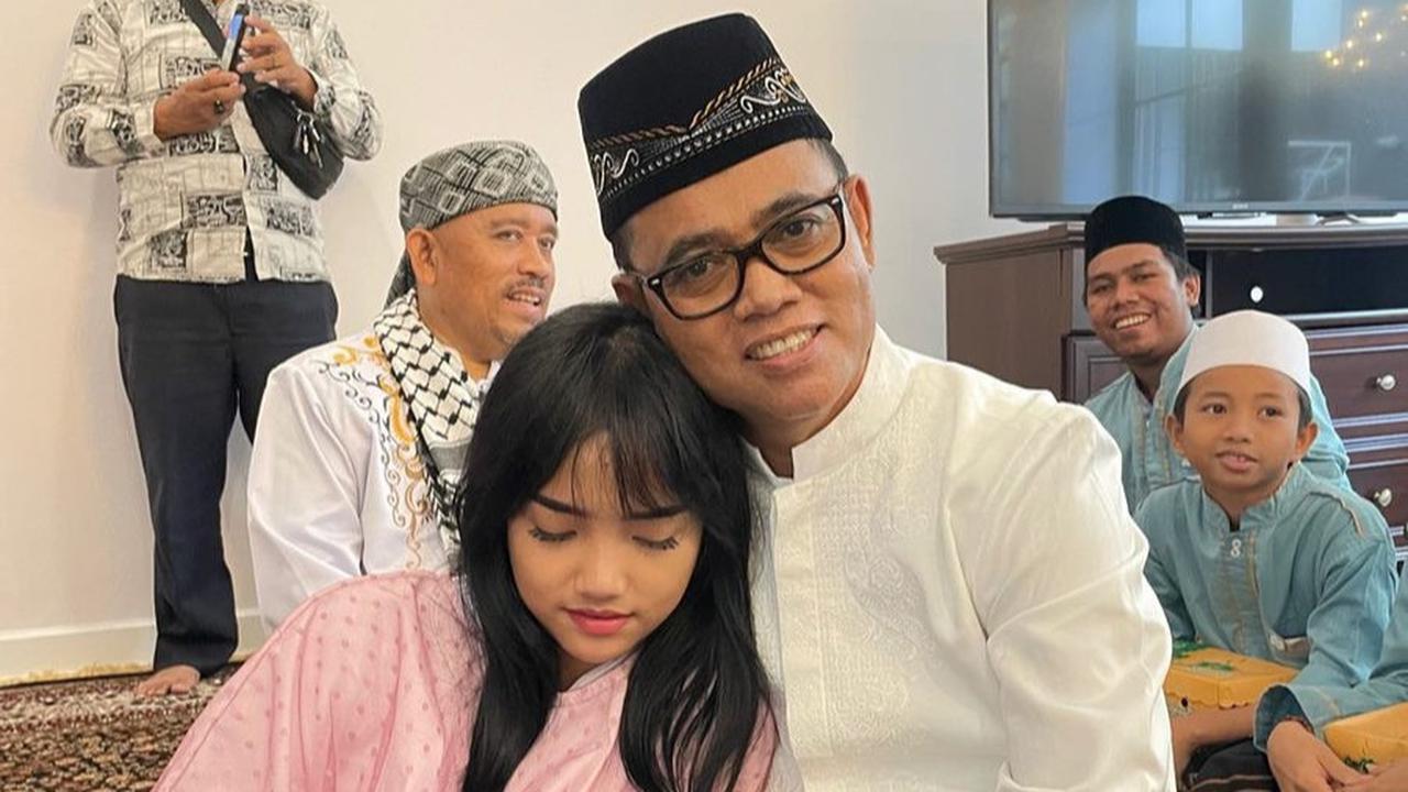 Haji Faisal Buka Suara Terkait Fuji Ketahuan Nge-Vape, Beri Pesan Bijak untuk Putrinya
