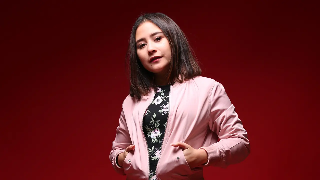 [Bintang] Prilly Latuconsina