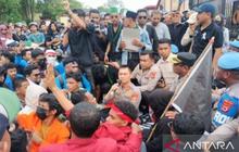 Trivia Demokrasi: Polda Maluku dan Aliansi Rakyat Teken Fakta Integritas Demokrasi Maluku, Jamin Kebebasan Berpendapat?