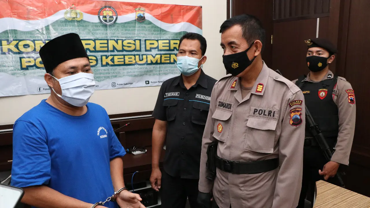 Mantan Kades yang pernah terjerat kasus korupsi kembali masuk penjara gara-gara aniaya mantan istrinya. (Foto: Liputan6.com/Humas Polres Kebumen)