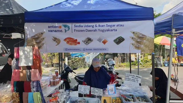 Dari Tambak ke Lapak Sunmor UGM, Anton Vaname Jual Udang Segar Hasil Budidaya Sendiri