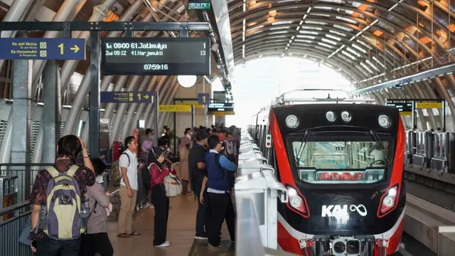 KAI Group meningkatkan kapasitas di hampir seluruh layanan untuk menyambut Tahun Baru 2026. (Foto: KAI)