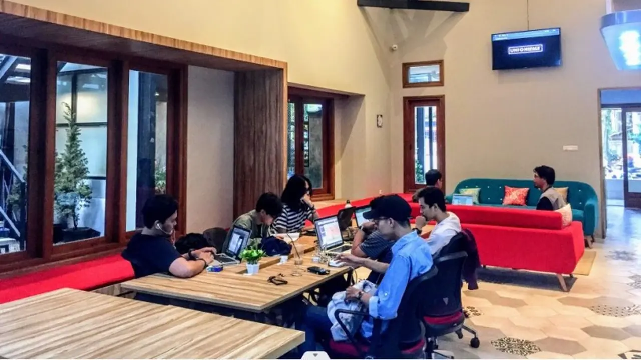 Solusi Website Profesional untuk Tingkatkan Kredibilitas Brand di Era Digital