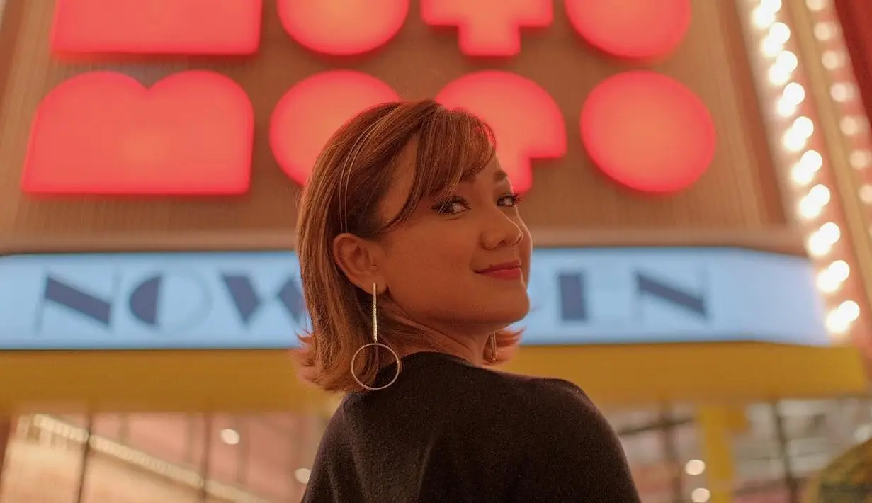 (Instagram/nirinazubir_)