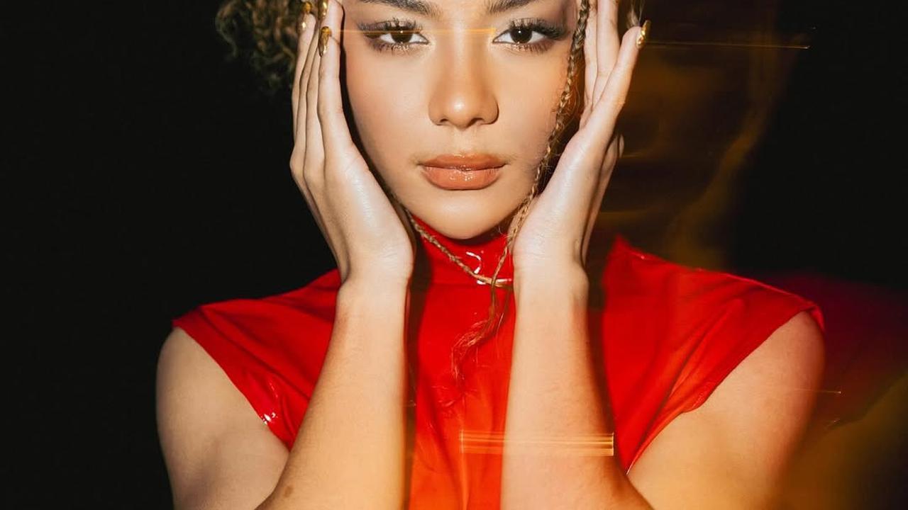 Perjalanan Karier Zsa Zsa Utari yang Lakukan Adegan Intim Bareng Al Ghazali dalam Series 'SCANDAL 3'