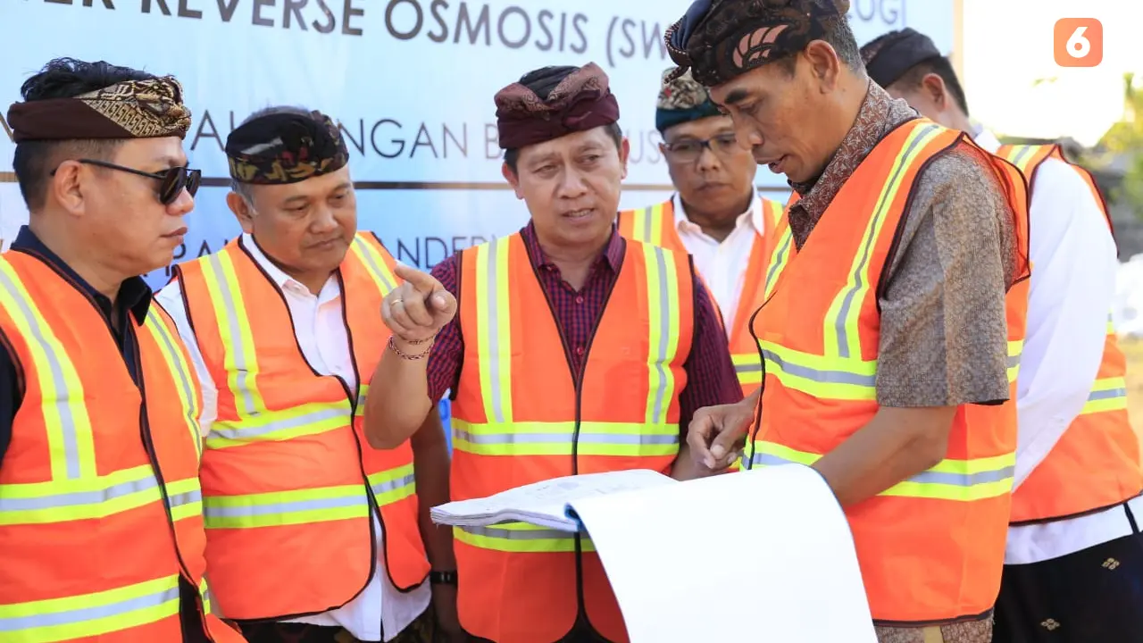 Bupati Klungkung I Nyoman Suwirta