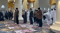 Menteri Pertahanan (Menhan) RI Prabowo Subianto mendampingi Presiden Joko Widodo (Jokowi) saat menyambut Presiden Uni Emirat Arab (UEA) Sheikh Mohamed bin Zayed (MBZ), saat kunjungan ke Solo, Jawa Tengah.