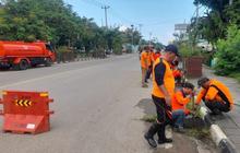 BPBD Gencarkan Pembersihan Saluran Air Labuan Bajo, Antisipasi Genangan Musim Hujan