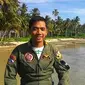 Sandi Permana, Pilot Hercules C-130 yang jatuh di Medan, Sumatra Utara. (Facebook Sandi Permana)