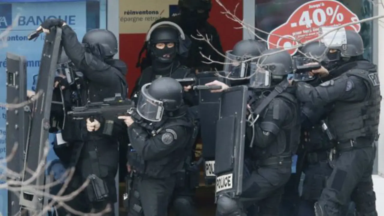 Polisi Prancis. (BBC)