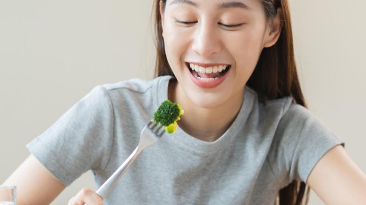 Pola Makan yang Seimbang untuk Kesehatan Rambut, Begini Rekomendasinya