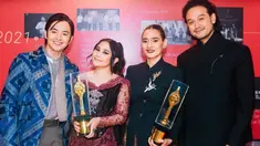 Sosok Prilly Latuconsina yang awalnya dikenal melalui sinetron Ganteng-Ganteng Serigala ini semakin menunjukan kualitasnya dalam berkarya di dunia akting. Setelah 13 tahun berkarya di dunia akting, akhirnya Prilly mendapatkan apresiasi tertinggi dengan membawa pulang Piala Citra di tahun 2023. (Liputan6.com/IG/@prillylatuconsina96)
