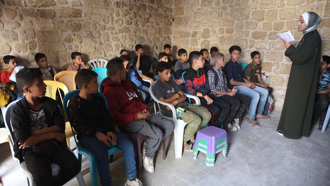 FOTO: Potret Anak-Anak Gaza  Kembali Bersekolah Usai Gencatan Senjata