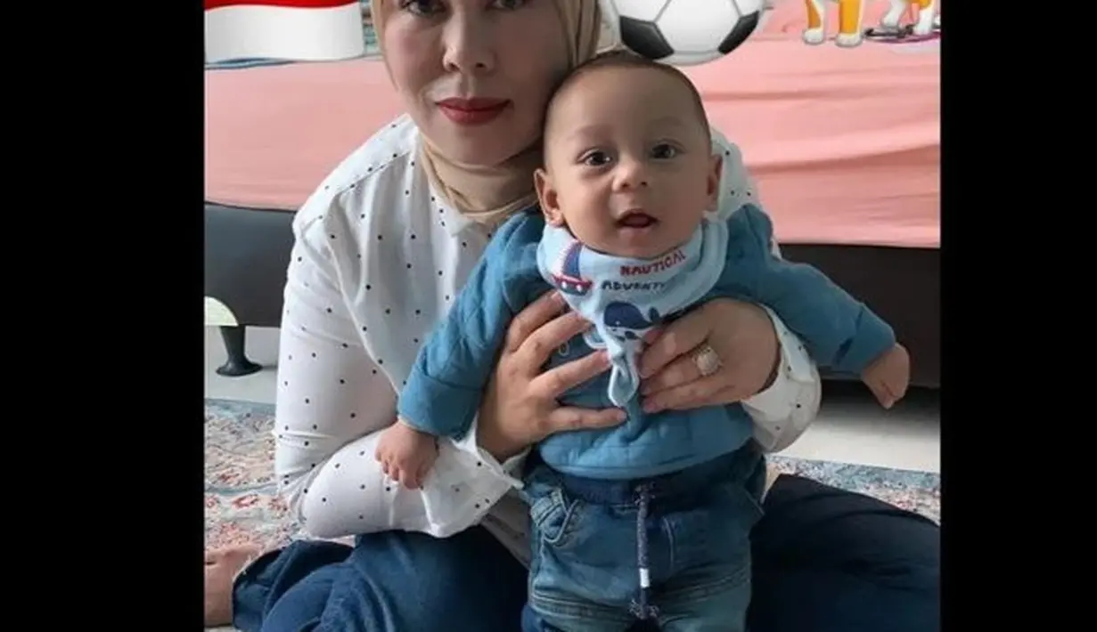 <p>Sukartini yang akrab disapa Mama Redi itu merupakan sosok yang pertama kali mengajarkan Lesti cara mengasih bayi yang baru lahir. (Foto: instagram.com/mamah_kejora)</p>
