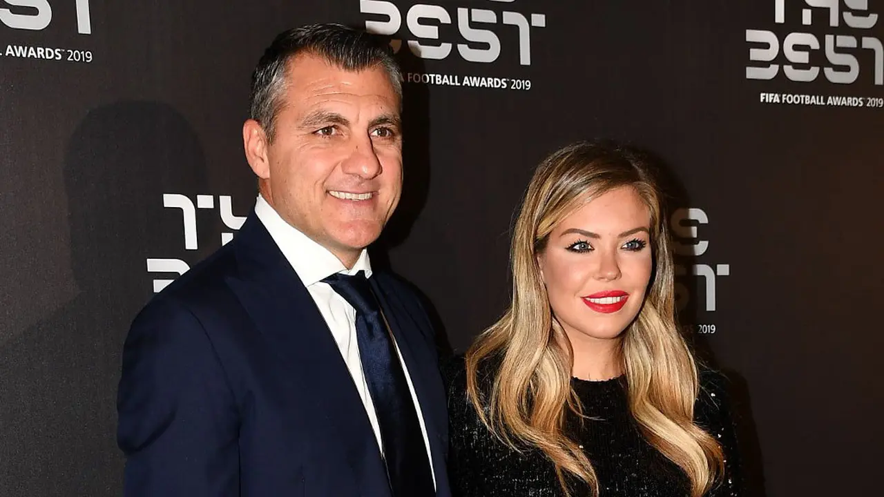 Christian Vieri dan Costanza Caracciolo 