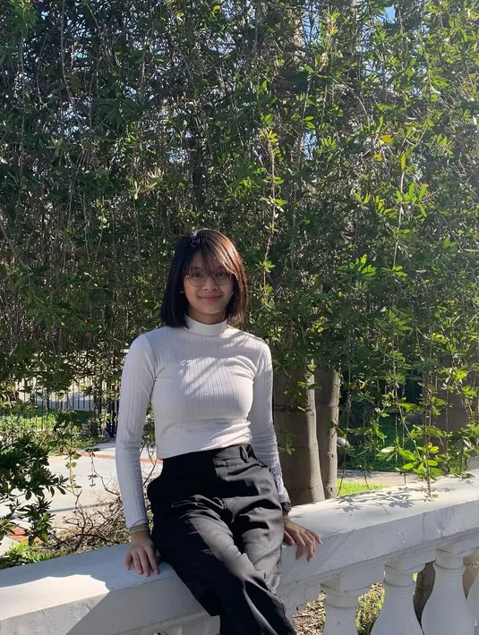 Khadeeja juga sudah punya akun Instagram sendiri. Akunnya kini diikuti 24,5 ribu followers. [Instagram.com/khadeejaisha]