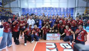 Jakarta LavAni Livin' Transmedia sukses menjuarai putaran pertama Proliga 2026 usai menumbangkan Surabaya Samator dengan skor 3-0 (25-20, 25-18, 25-19) pada hari terakhir seri tiga di GOR Sabilulungan, Jalak Harupat, Kabupaten Bandung, Minggu (25/1/2026) malam.