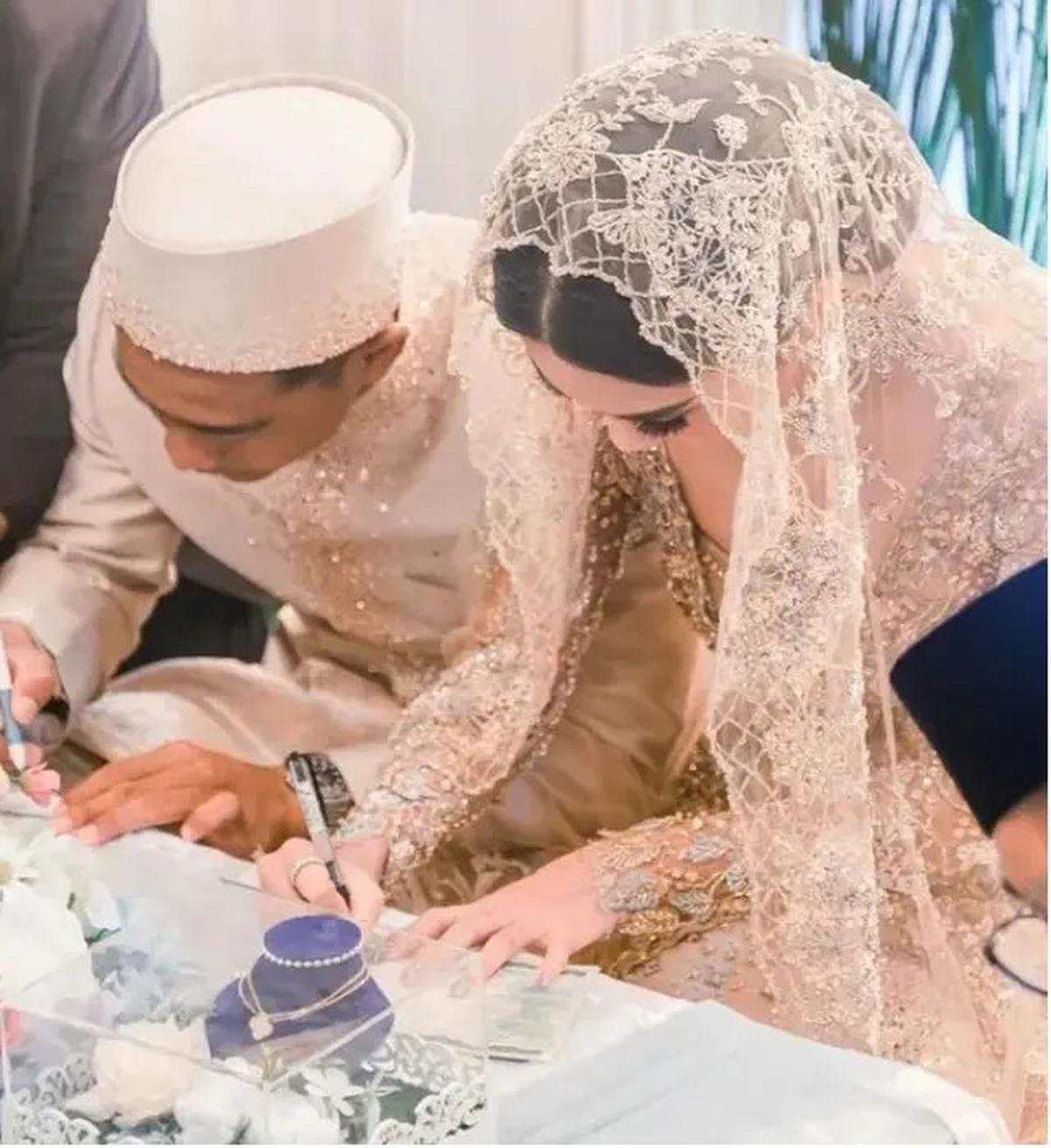 Dikabarkan Cerai, Ini 7 Potret Kenangan Pratama Arhan dan Azizah Salsha