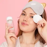 Sahabat Fimela, perhatikan dalam melakukan eksfoliasi, karena apabila kamu melakukannya secara sering, hal ini dapat mimic iritasi, kemerahan, hingga breakout. [Dok/freepik.com/KamranAydinov]