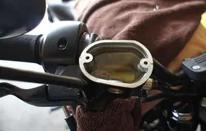 Efeknya Ngeri, Kenali Ciri Minyak Rem Basi