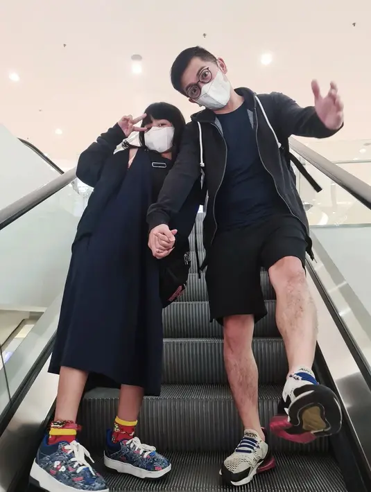 [Instagram/ellynatirta]