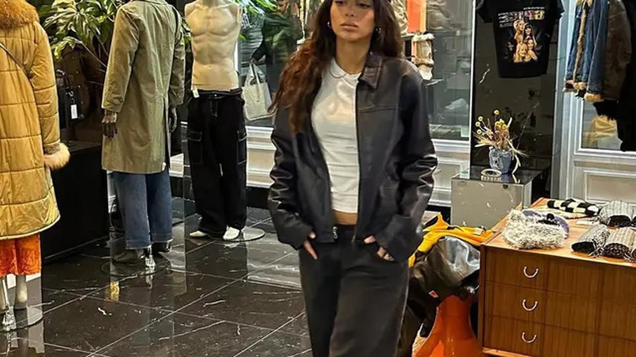 Inspirasi Outfit Katy Esistia Kekasih Ole Romeny, dari Gaya Casual hingga Edgy
