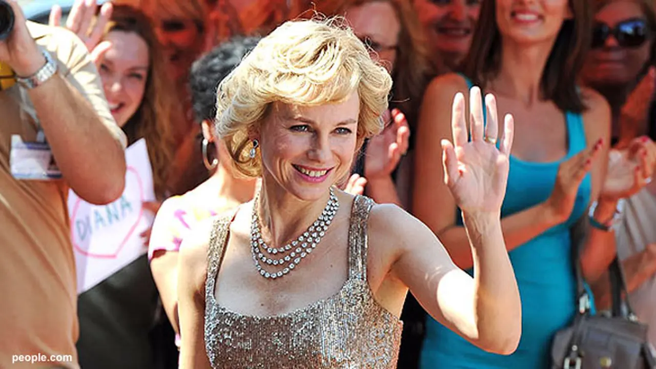 naomi-watts-130613b.jpg