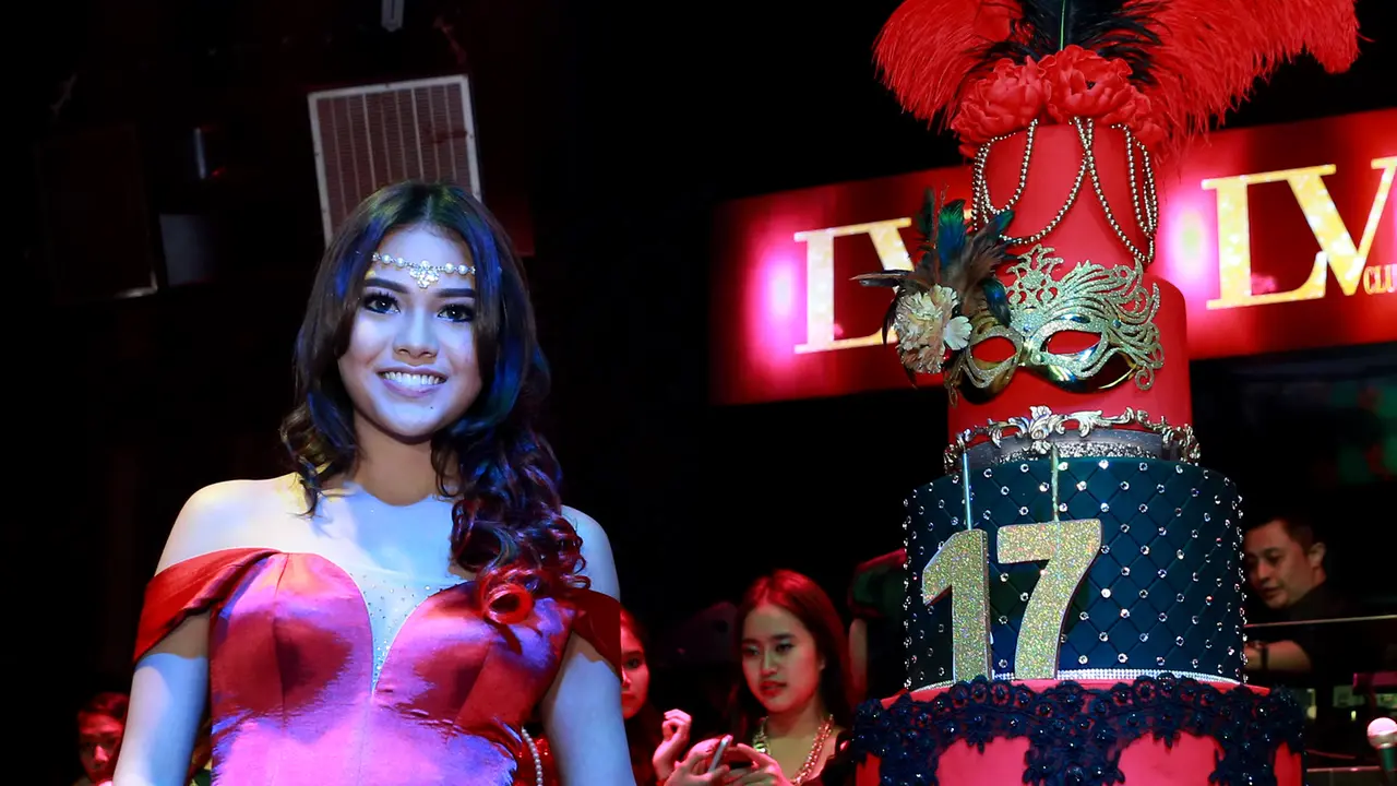 [Bintang] Aurel Hermansyah