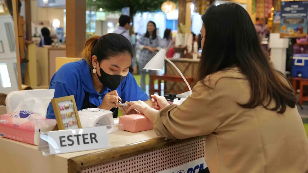 Cerita Ester, teman tuli yang rajin bekali diri dengan berbagai keterampilan