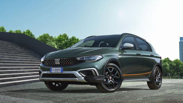 Fiat Tipo edisi kolaborasi dengan Garmin. (Dok. FIAT-Stellantis)