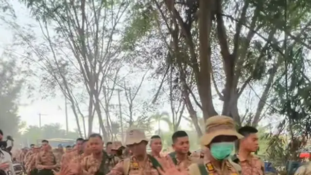 Ribuan praja Institut Pemerintahan Dalam Negeri (IPDN) dikirim Kemendagri ke Aceh Tamiang. Mereka akan membantu untuk membersihkan kantor-kantor dinas terdampak bencana banjir dan longsor. (@bimaaryasugiarto)
