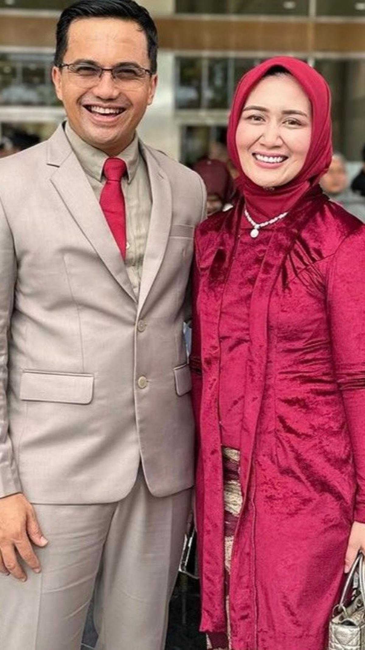 Sahrul Gunawan juga mengucapkan rasa terima kasih untuk sang istri yang selalu setia mendampingi.&nbsp;