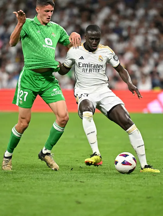 Betis sudah menyelesaikan semua pertandingannya musim ini, sementara Madrid masih punya satu laga sisa. (JAVIER SORIANO / AFP)