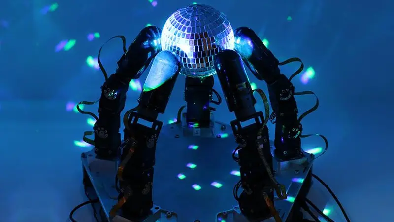 Tangan Robot Buatan Columbia Engineering Dapat Beroperasi tanpa Cahaya. Kredit: Credit: Columbia University ROAM Lab