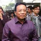 Wakil Ketua Tim Kampanye Nasional SBY- Boediono, Djoko Suyanto tiba di Kantor Bawaslu, Jakarta. Kedatangan Djoko ini untuk memenuhi panggilan Bawaslu soal dana kampanye.(Antara)