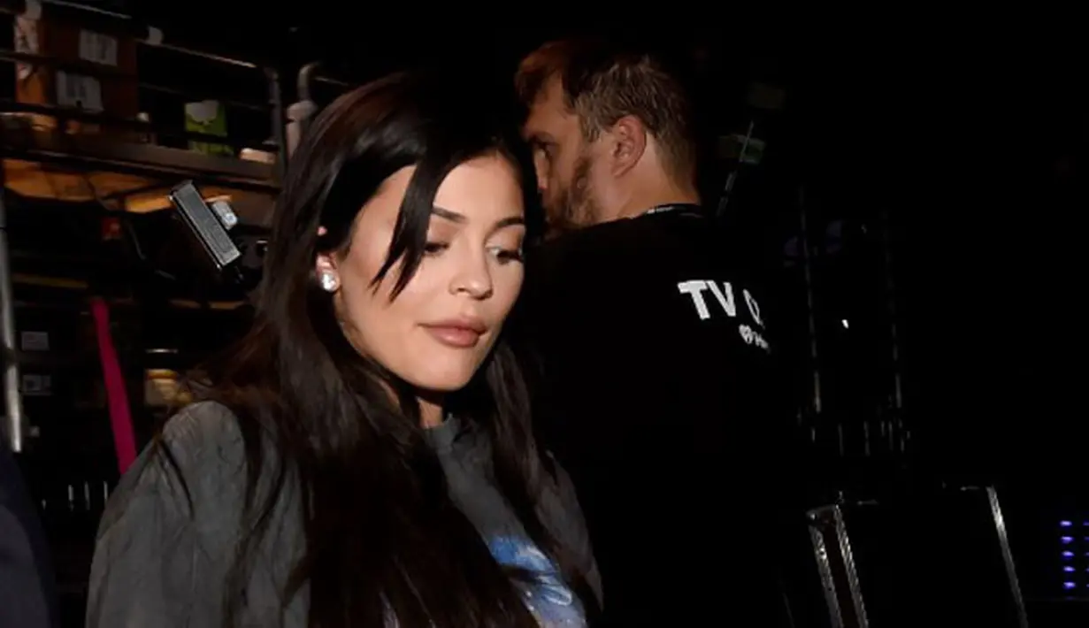Kabar mengenai kehamilan Kylie memang sudah sering muncul. Sejak ia masih berpacaran dengan Tyga pun, Kylie sering berfoto dengan tubuh seksi juga seringkali diberitakan hamil. (AFP/David Becker)