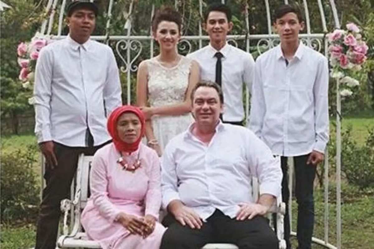 Dahlia Poland dan ayahnya