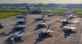 Deretan pesawat tempur Rafale, Falcon 8X dan pesawat kargo Airbus A400M MRTT berjajar di Pangkalan Udara (Lanud) Halim Perdanakusuma, Jakarta, Senin (18/5/2026). (Biro Pers Sekretariat Presiden)